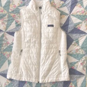 Patagonia white vest!!